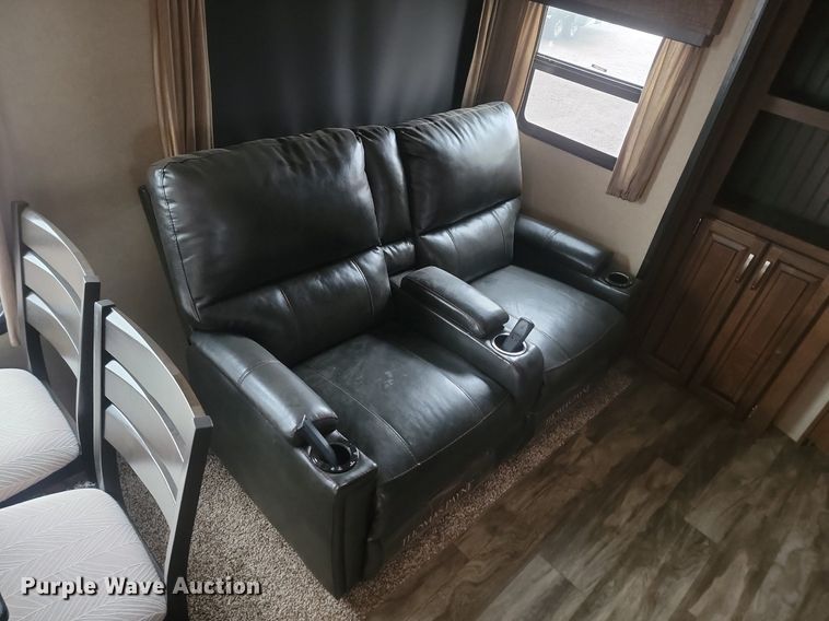 image for item LA9610 2018 Grand Design  Reflection  camper