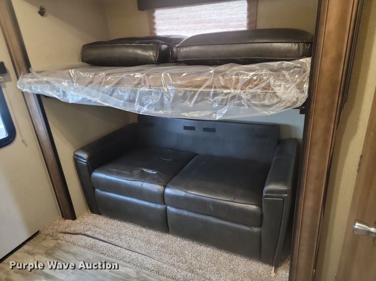 image for item LA9610 2018 Grand Design  Reflection  camper