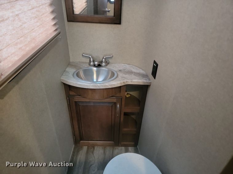 image for item LA9610 2018 Grand Design  Reflection  camper