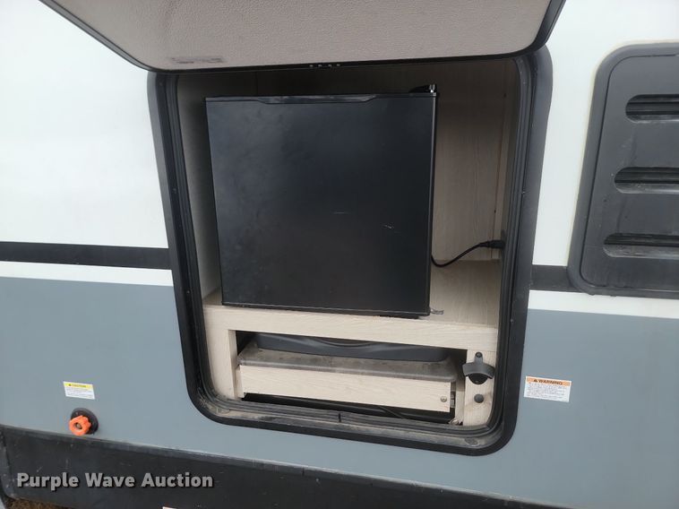 image for item LA9612 2021 Apex 290BHS camper