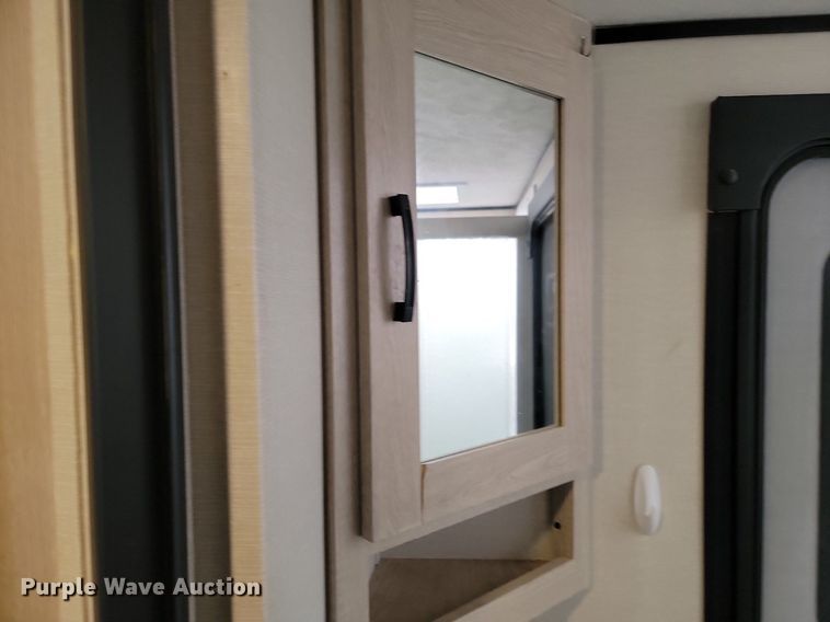 image for item LA9612 2021 Apex 290BHS camper