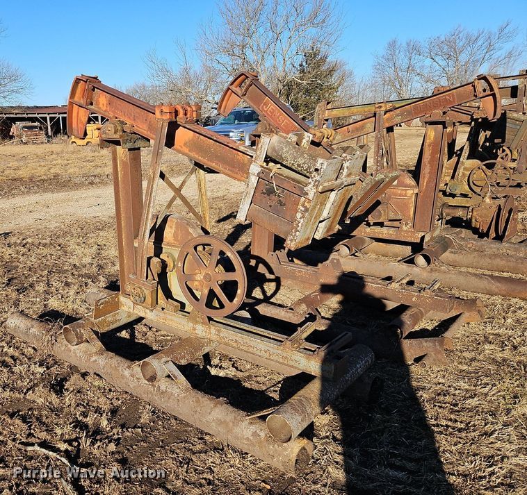 image for item LB9769 Pumpjacks