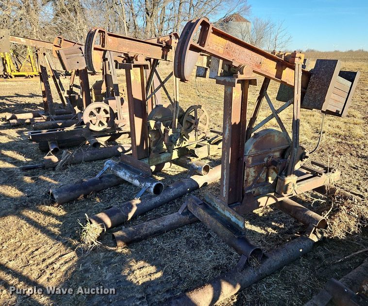 image for item LB9769 Pumpjacks