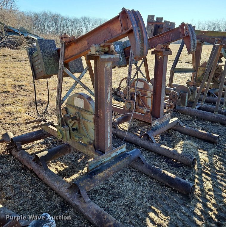 image for item LB9769 Pumpjacks