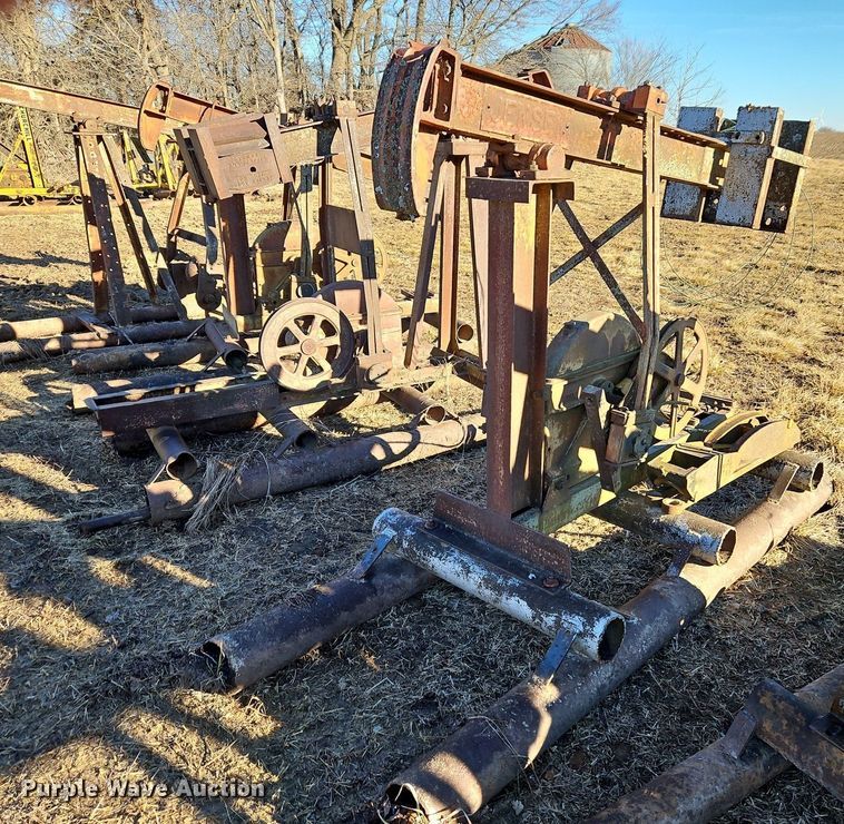 image for item LB9769 Pumpjacks