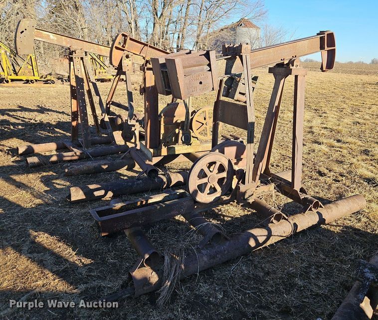image for item LB9769 Pumpjacks