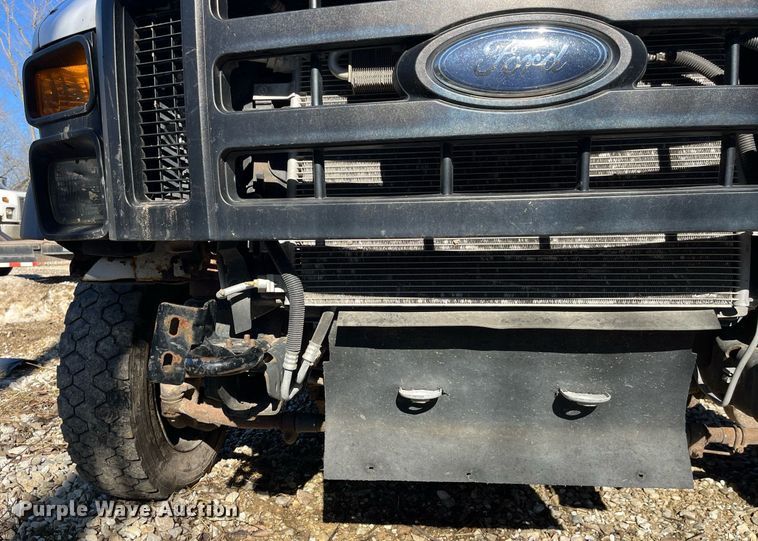 image for item LD9929 2008 Ford F550 Super Duty XL utility / service truck