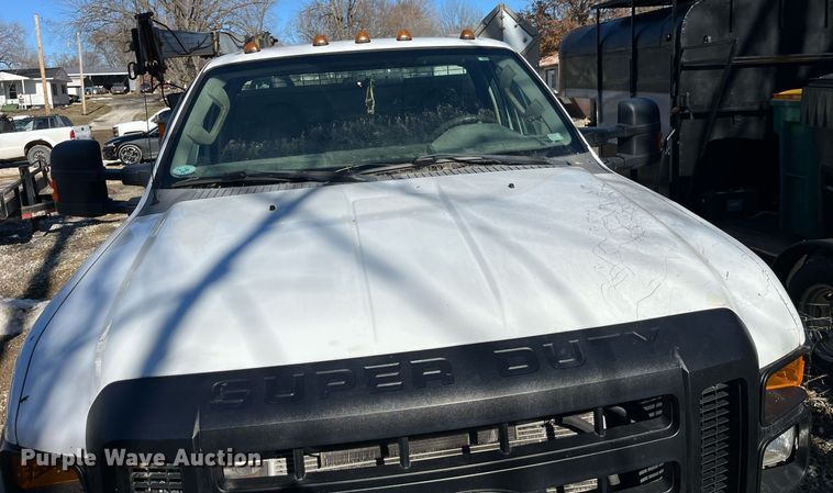 image for item LD9929 2008 Ford F550 Super Duty XL utility / service truck