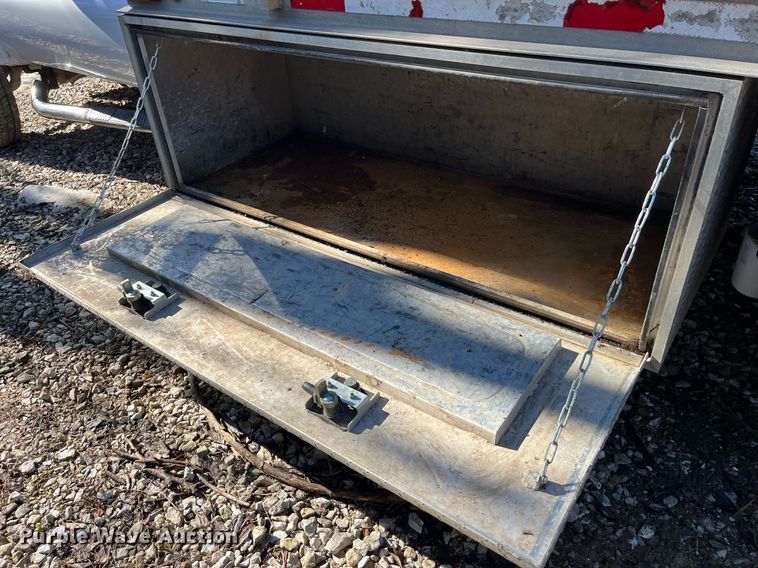 image for item LD9929 2008 Ford F550 Super Duty XL utility / service truck