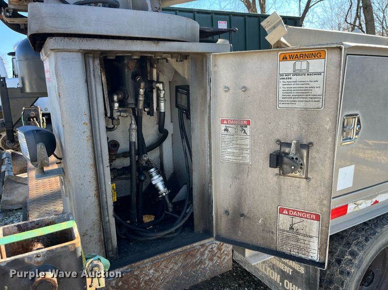 image for item LD9929 2008 Ford F550 Super Duty XL utility / service truck