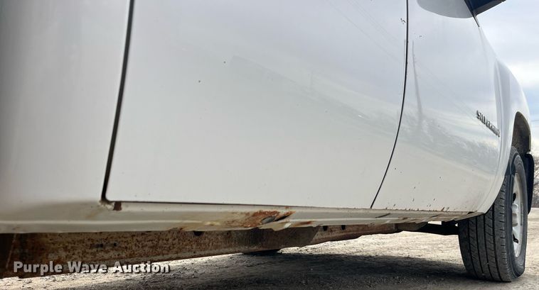 image for item LD9953 2008 Chevrolet Silverado 1500 Ext. Cab pickup truck