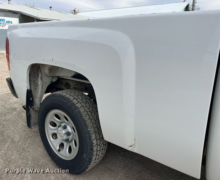 image for item LD9953 2008 Chevrolet Silverado 1500 Ext. Cab pickup truck