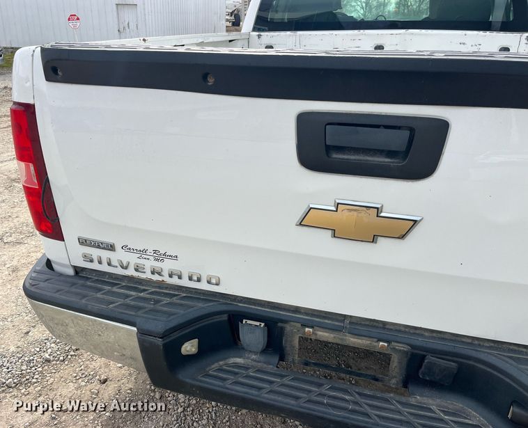 image for item LD9953 2008 Chevrolet Silverado 1500 Ext. Cab pickup truck