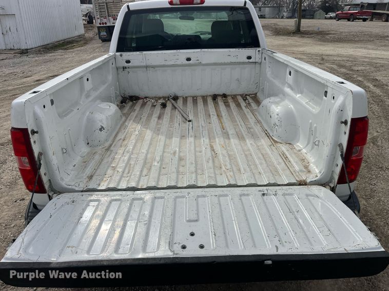 image for item LD9953 2008 Chevrolet Silverado 1500 Ext. Cab pickup truck