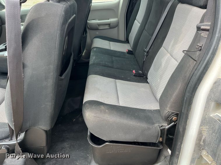 image for item LD9953 2008 Chevrolet Silverado 1500 Ext. Cab pickup truck