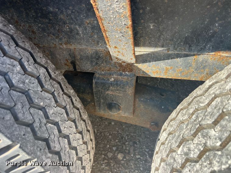 image for item LD9959 1999 Custom utility trailer