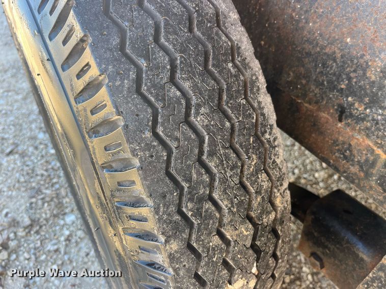 image for item LD9959 1999 Custom utility trailer