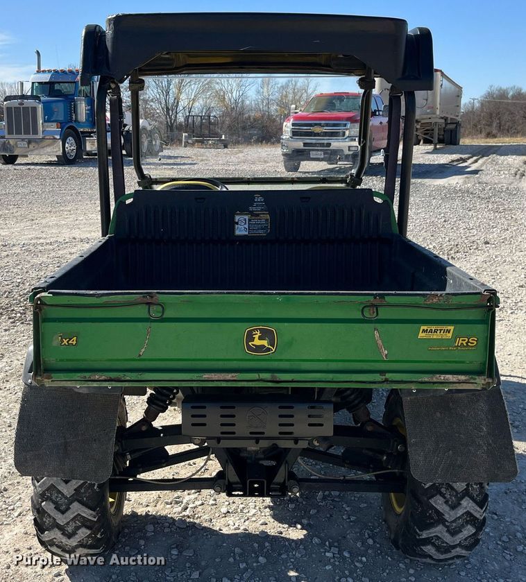 image for item LD9980 2009 John Deere Gator 620i utility vehicle