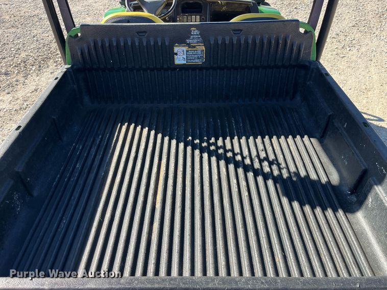 image for item LD9980 2009 John Deere Gator 620i utility vehicle