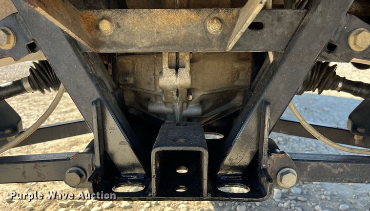 image for item LD9980 2009 John Deere Gator 620i utility vehicle