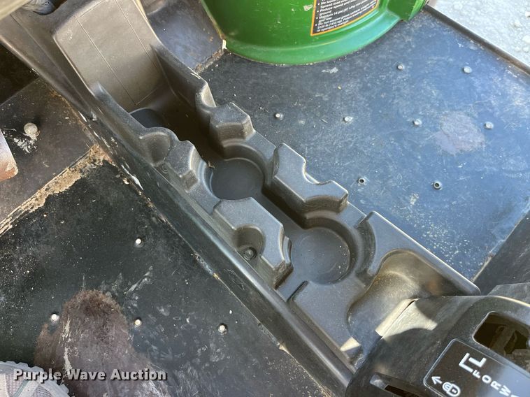 image for item LD9980 2009 John Deere Gator 620i utility vehicle