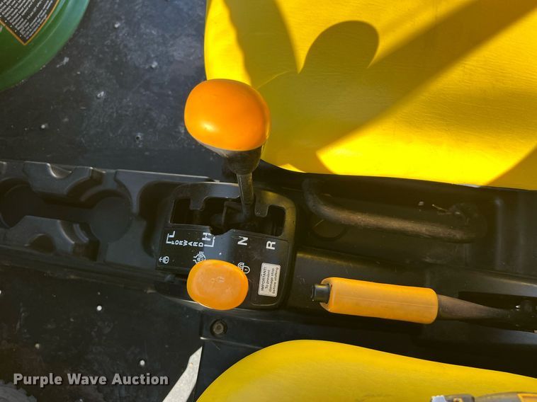 image for item LD9980 2009 John Deere Gator 620i utility vehicle