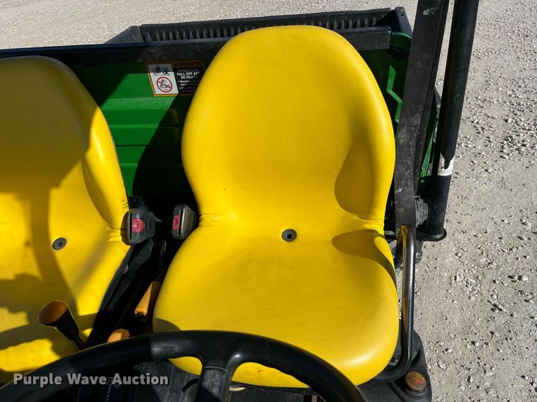 image for item LD9980 2009 John Deere Gator 620i utility vehicle