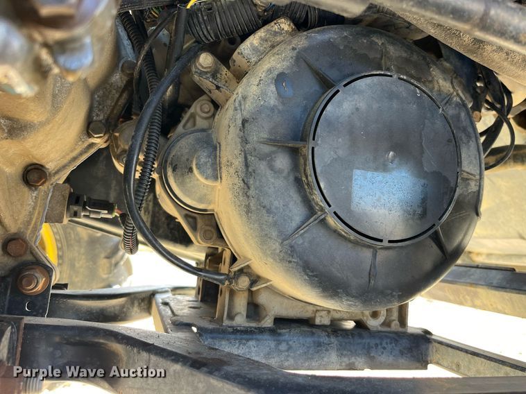 image for item LD9980 2009 John Deere Gator 620i utility vehicle