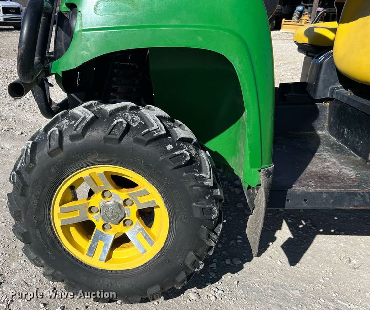 image for item LD9980 2009 John Deere Gator 620i utility vehicle