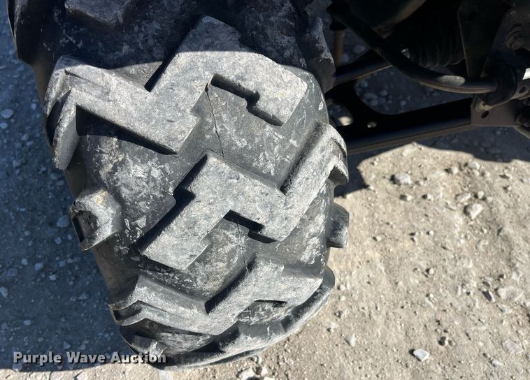 image for item LD9980 2009 John Deere Gator 620i utility vehicle