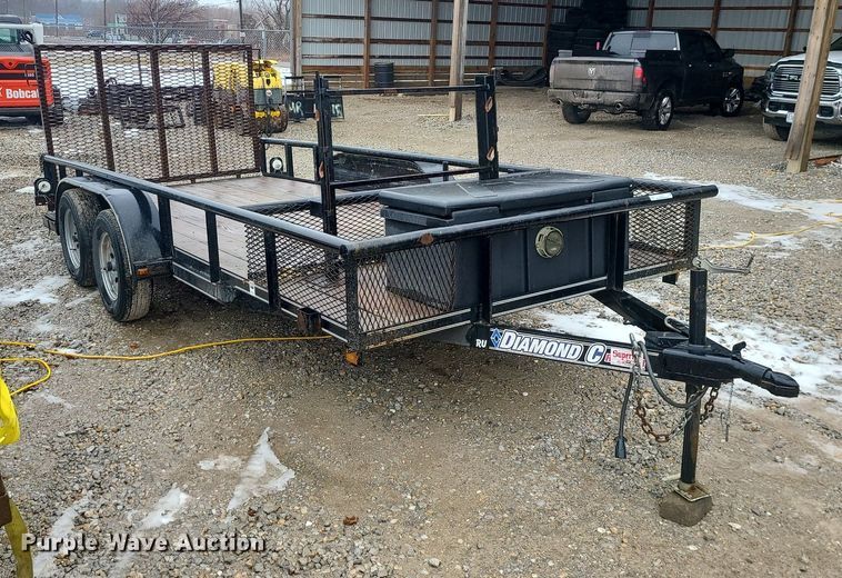 image for item LJ9478 2015 Diamond C utility trailer