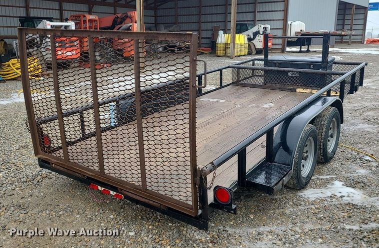 image for item LJ9478 2015 Diamond C utility trailer