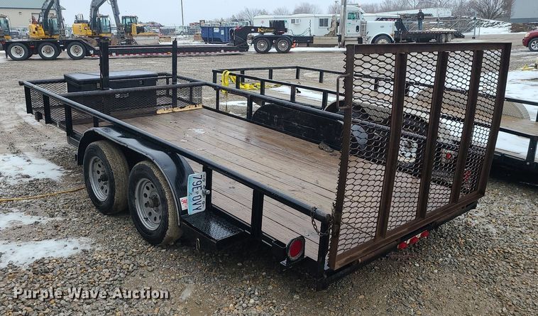 image for item LJ9478 2015 Diamond C utility trailer