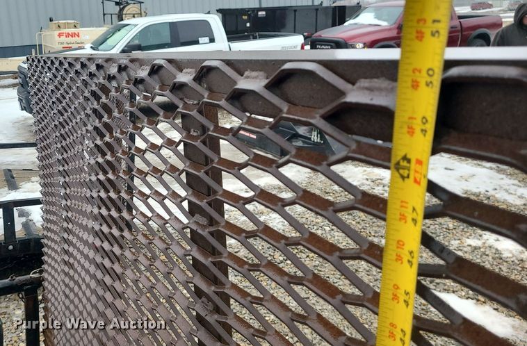 image for item LJ9478 2015 Diamond C utility trailer