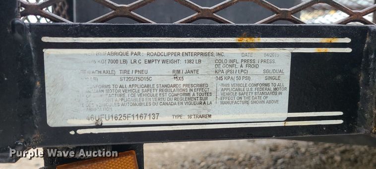 image for item LJ9478 2015 Diamond C utility trailer