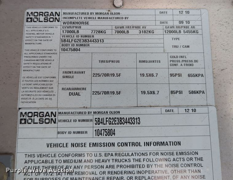 image for item LY9488 2011 Workhorse W62 delivery truck