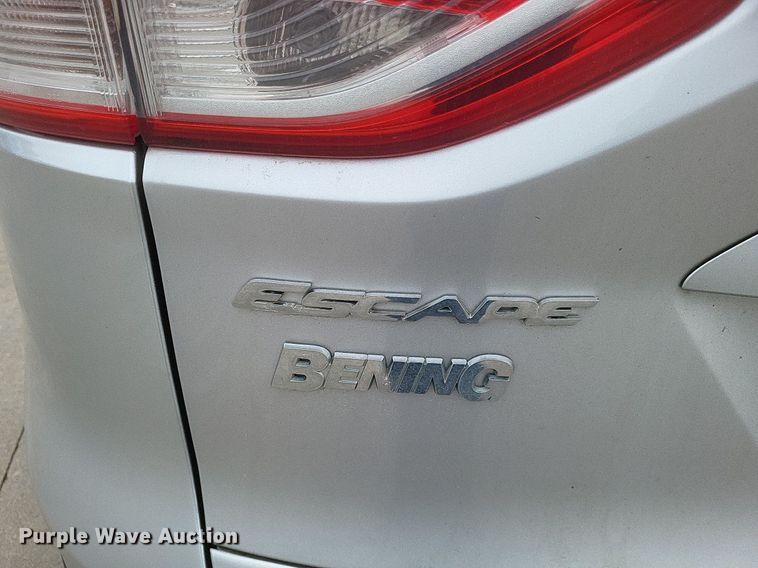 image for item MI9930 2016 Ford  Escape  SUV