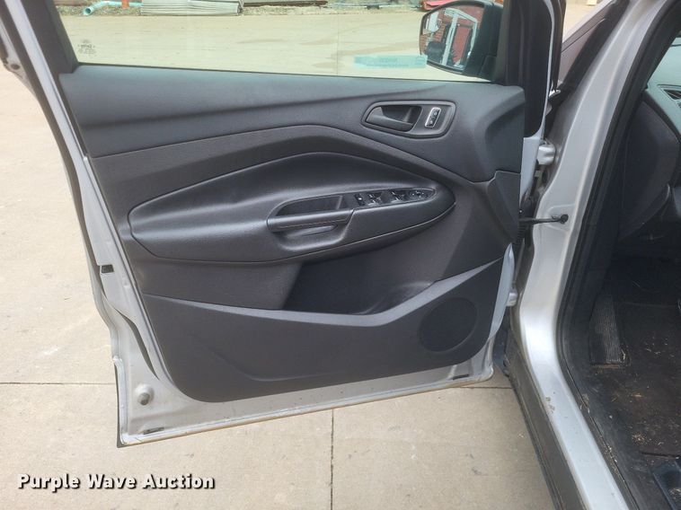 image for item MI9930 2016 Ford  Escape  SUV