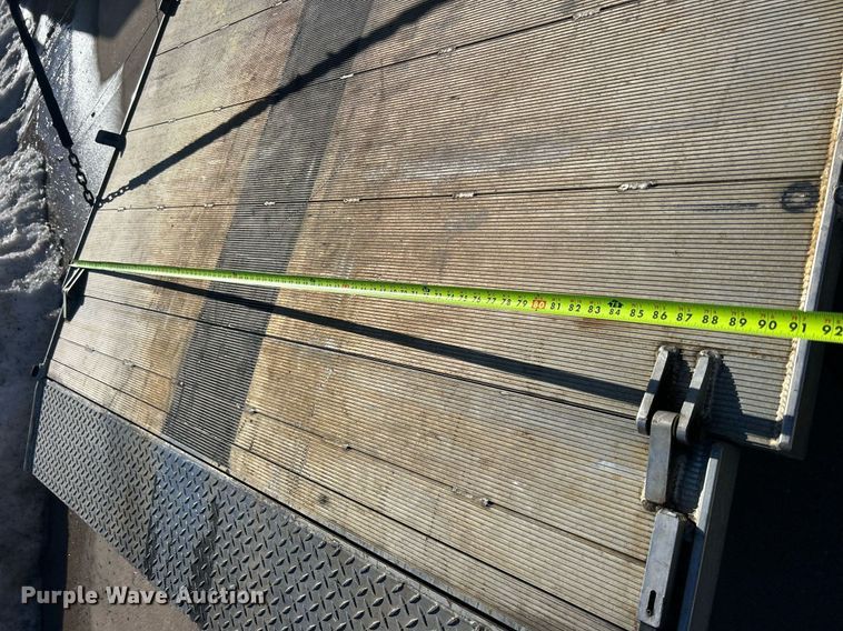 image for item MO9160 2019 Chevrolet Silverado 3500HD box truck