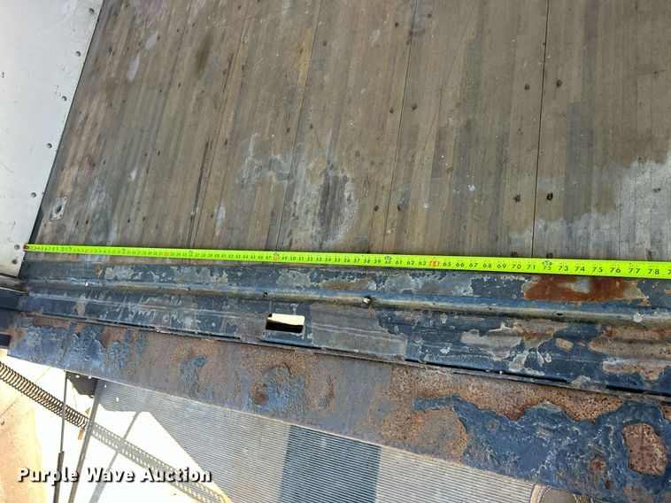 image for item MO9160 2019 Chevrolet Silverado 3500HD box truck