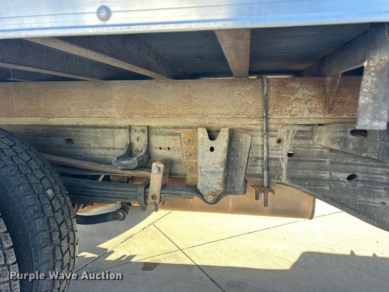 image for item MO9160 2019 Chevrolet Silverado 3500HD box truck