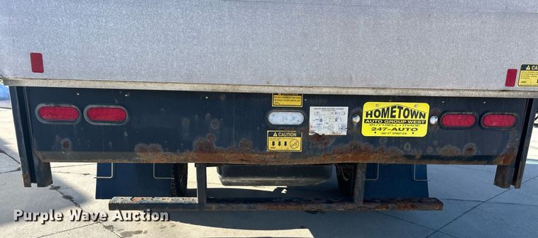 image for item MO9160 2019 Chevrolet Silverado 3500HD box truck