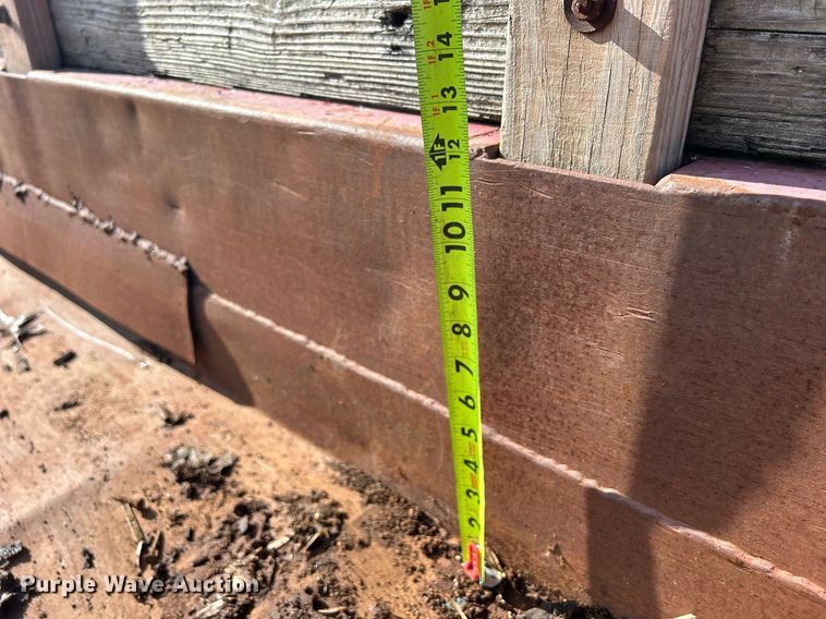 image for item MO9162 1992 Ford F700 dump flatbed truck