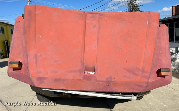 image for item MO9162 1992 Ford F700 dump flatbed truck