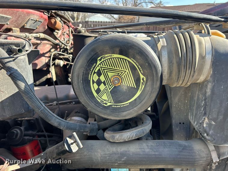 image for item MO9162 1992 Ford F700 dump flatbed truck