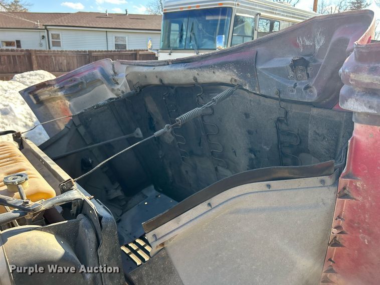 image for item MO9162 1992 Ford F700 dump flatbed truck