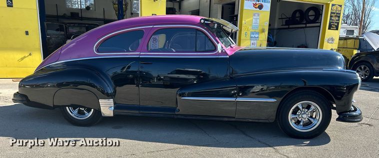 image for item MO9164 1948 Pontiac Silver Streak 