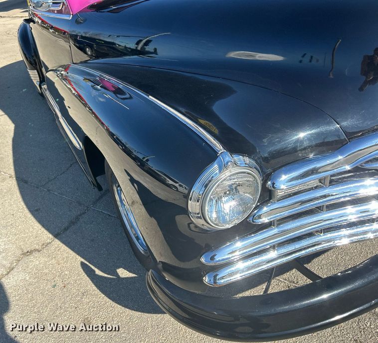 image for item MO9164 1948 Pontiac Silver Streak 