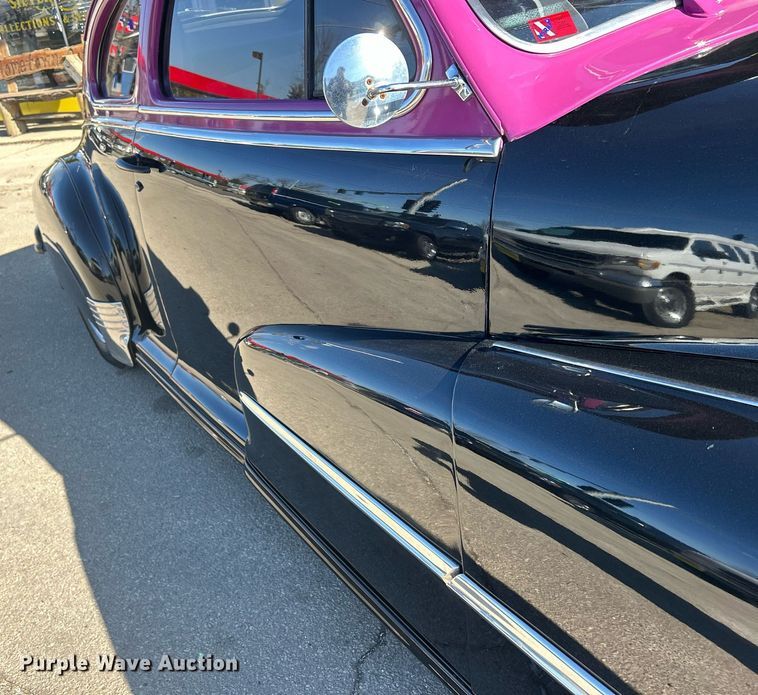 image for item MO9164 1948 Pontiac Silver Streak 