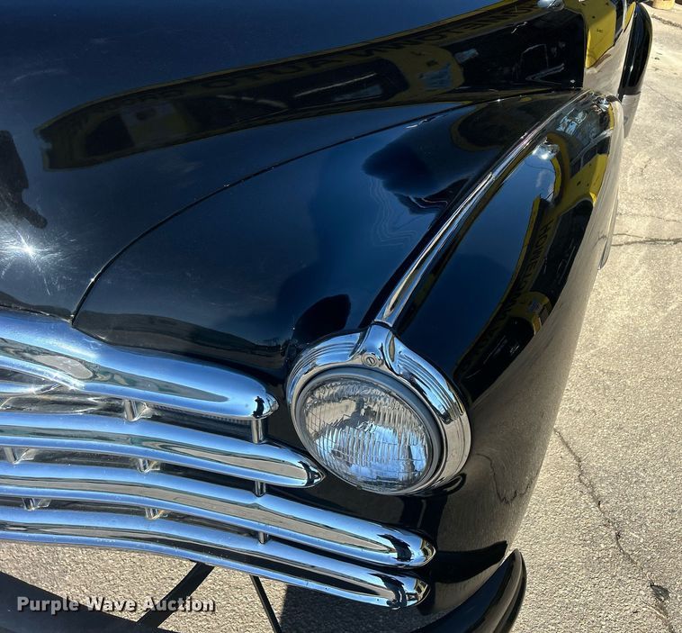 image for item MO9164 1948 Pontiac Silver Streak 